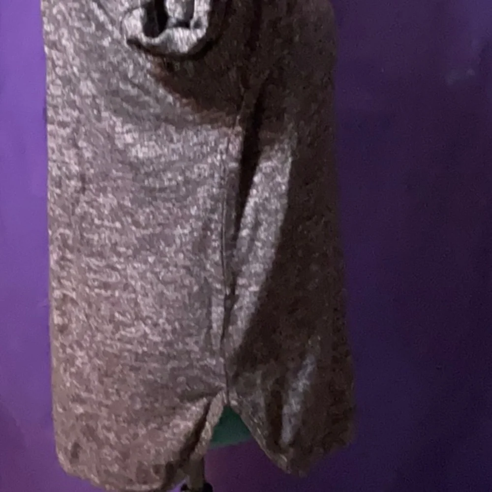 Member’s Mark ladies soft heather crew neck top, size XL - Picture 2 of 6